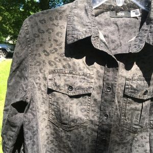 Black leopard print long sleeve